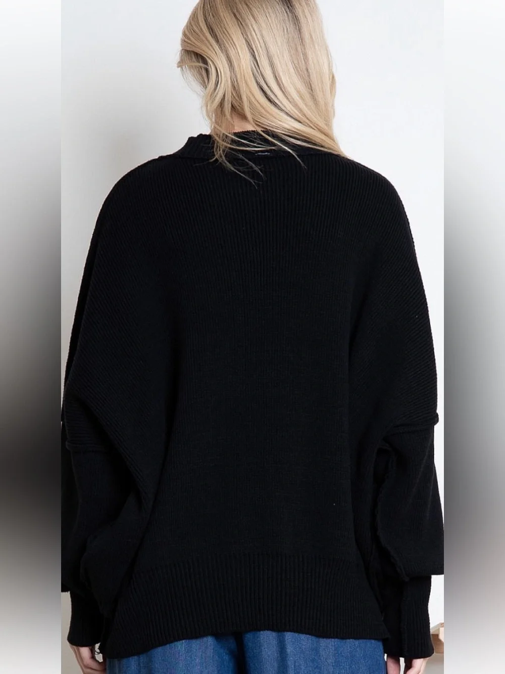 144 ❤️ BLUEVELVET floral black sweater